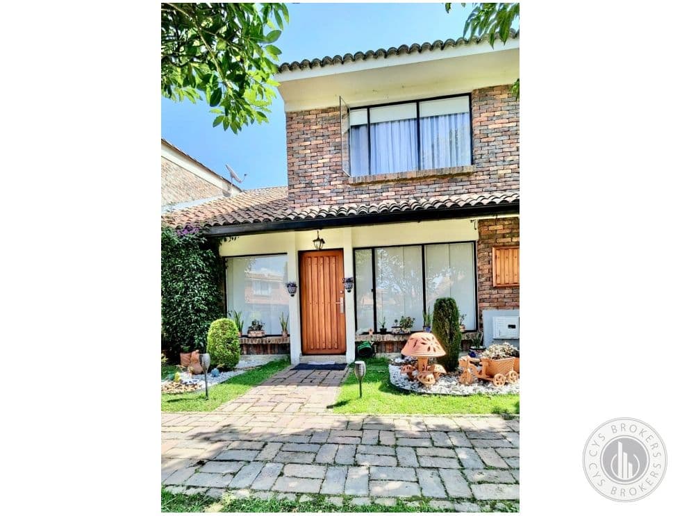 Chia vendo espectacular casa - foto 1