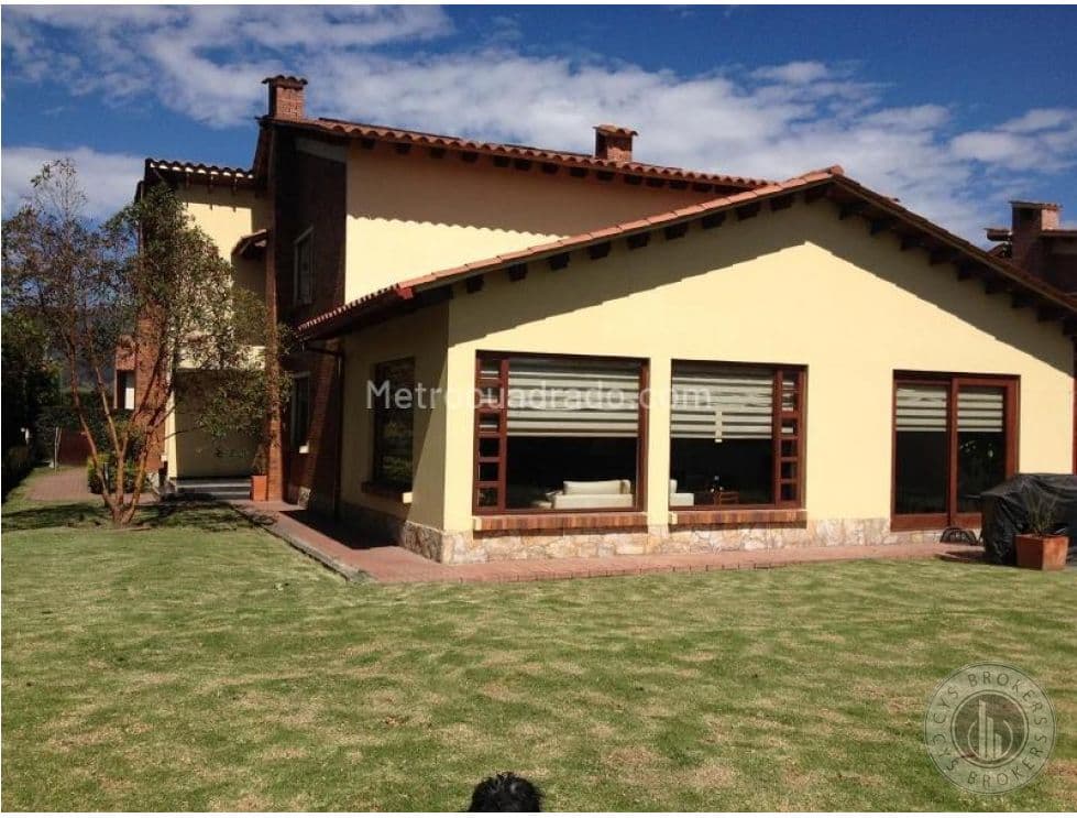 Casa Campestre Hermosa con Excelente Ubicacion - foto 1