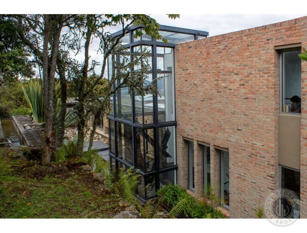 Chía exclusiva casa ubicada en reserva forestal - foto 1