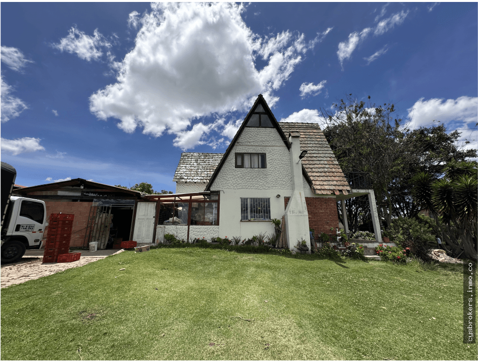 vende/permuta Lote 3060 mt con chalet en excelente ubicación Cajicá - foto 1