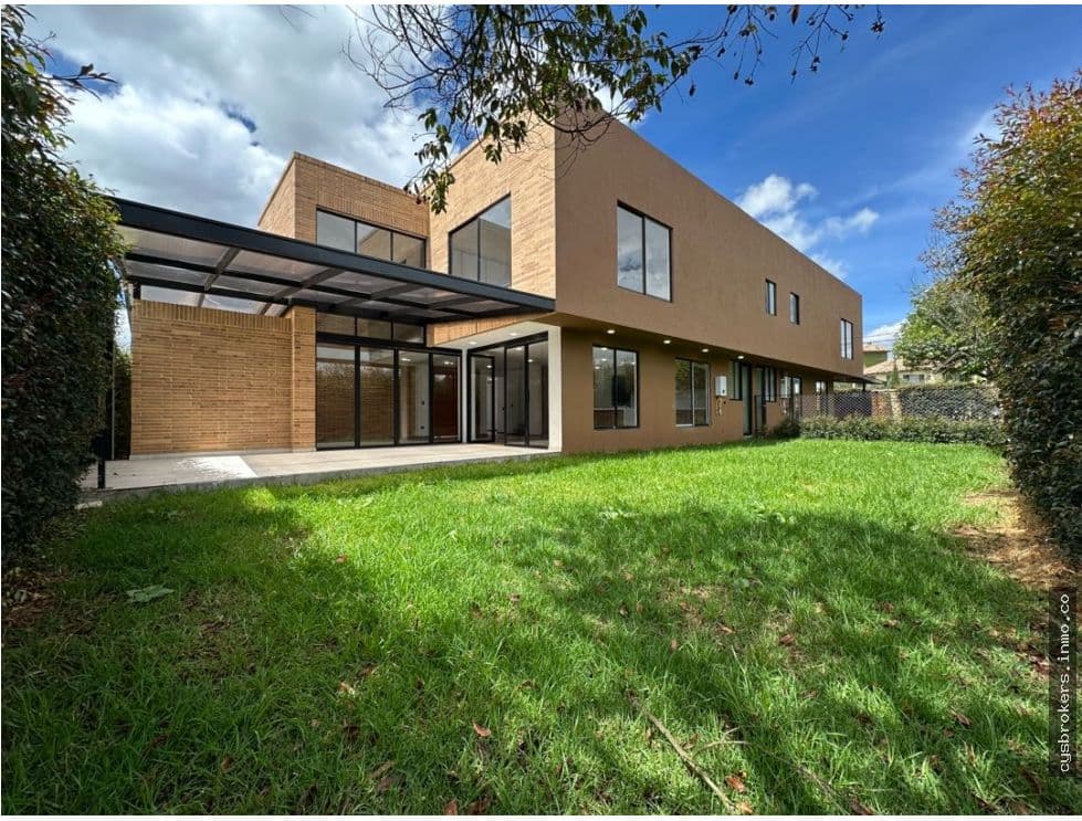 Hermosas casas exclusivas en condominio privado - foto 1